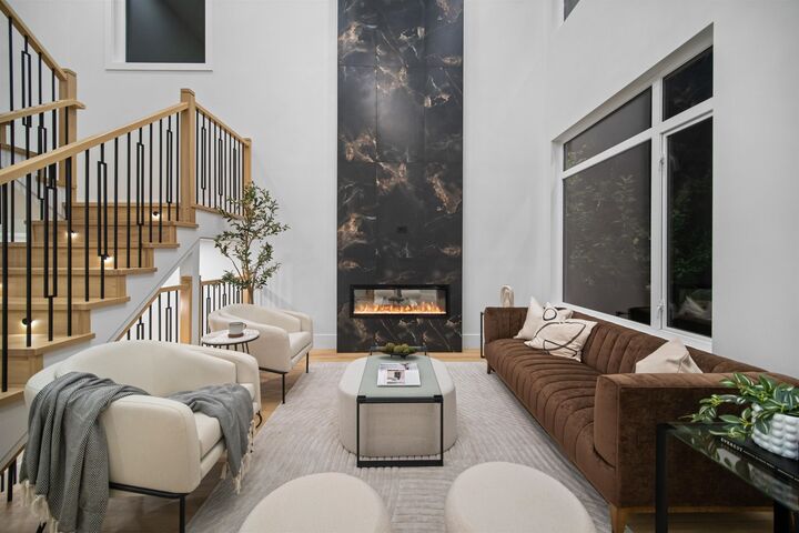 Property Photo: 2219 Crystal Court BC V2T 6A7