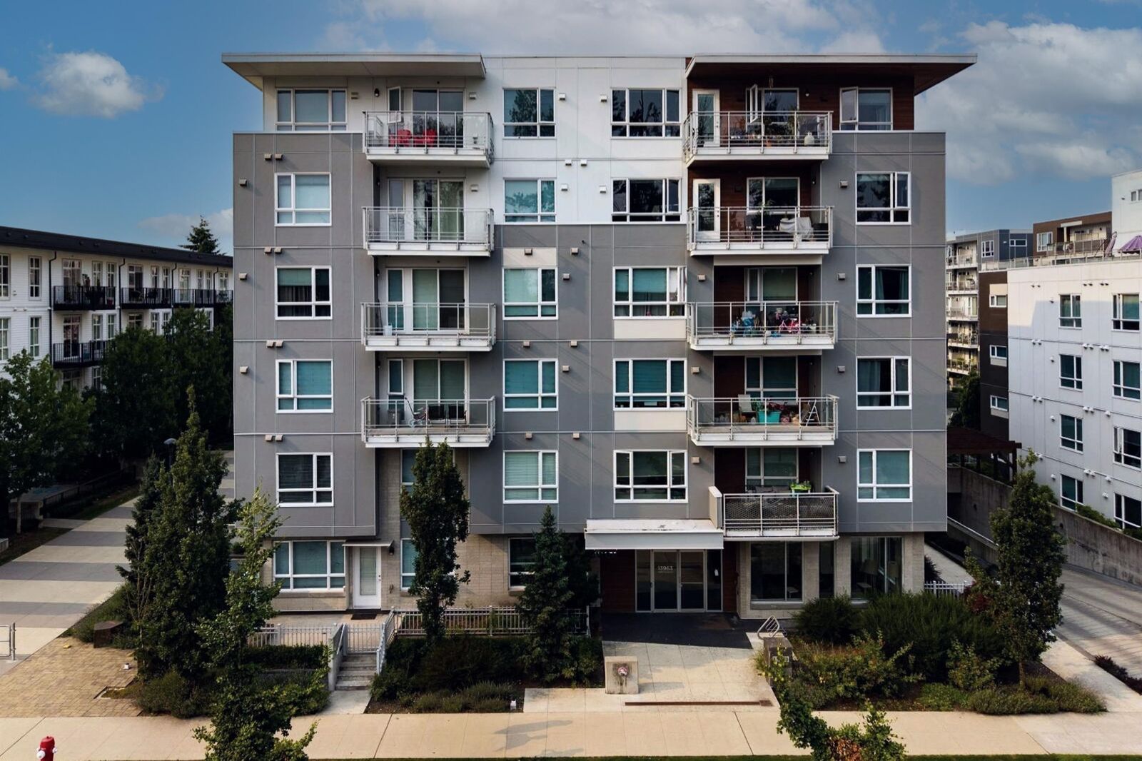 Property Photo:  13963 105 Boulevard 118  BC V3T 0M9 