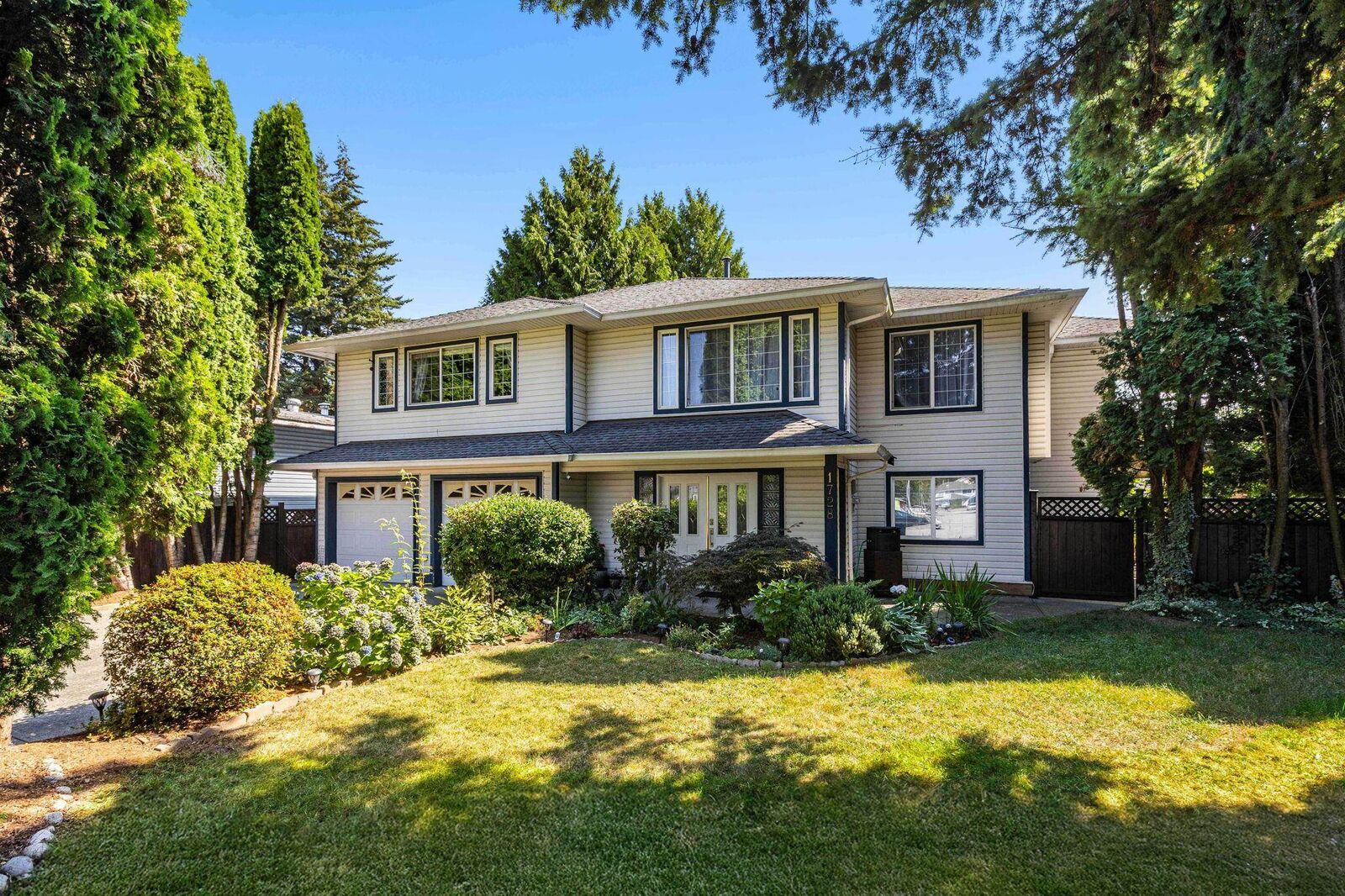 Property Photo: 1728 Pekrul Place BC V3C 6A7