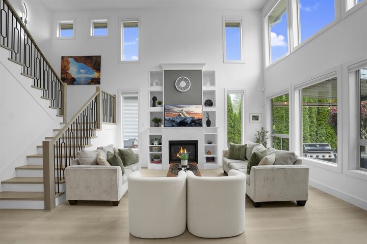 Property Photo: 2331 Chardonnay Lane BC V4X 0A6