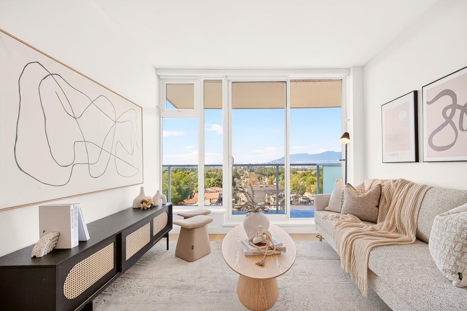 Property Photo:  4638 Gladstone Street 1105  BC V5N 0G5 
