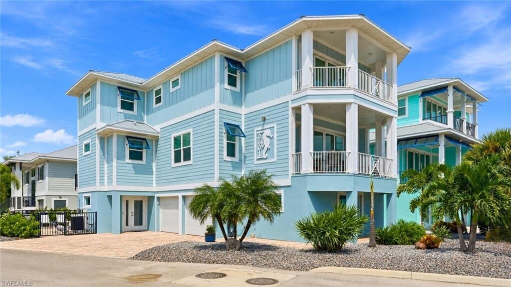 Property Photo:  2601 Estero Blvd  FL 33931 