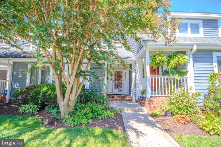 Property Photo:  650 River Oak Court B-10 B  MD 21801 