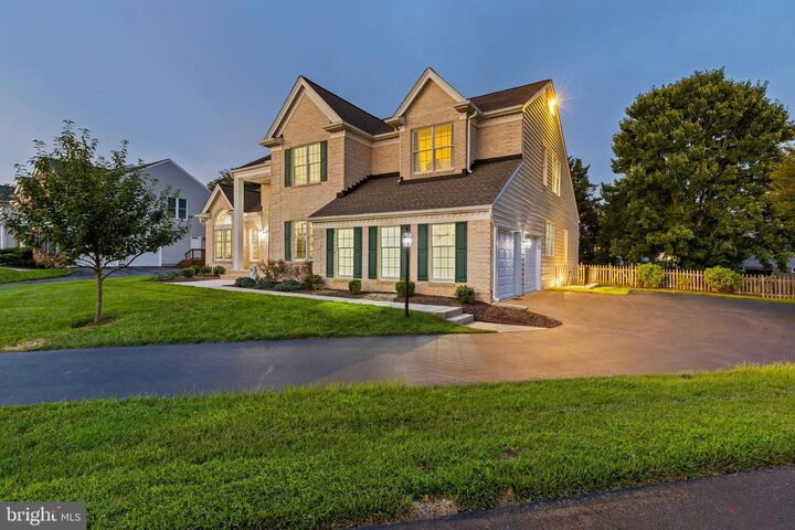 Property Photo:  8504 Southfields Circle  MD 21093 