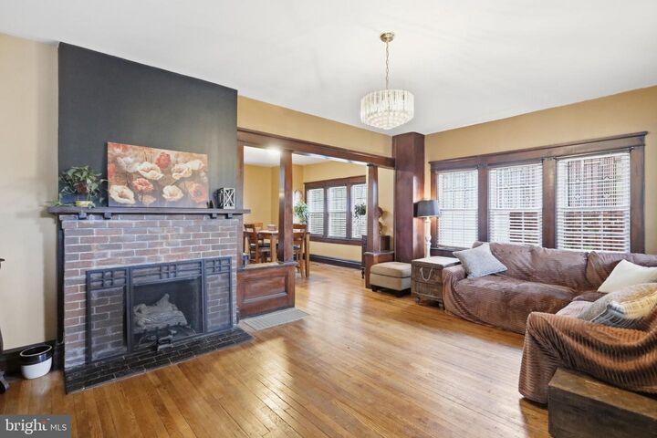 Property Photo: 408 Prince George Street MD 21502