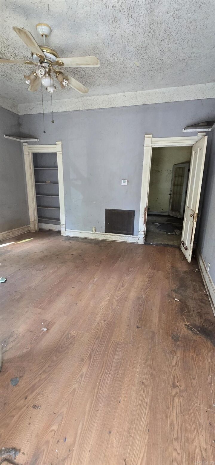 Property Photo:  312 Rice Street  AR 72205 