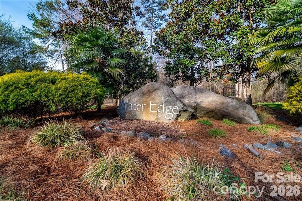 Property Photo:  1820 Wedowee Court  SC 29732 