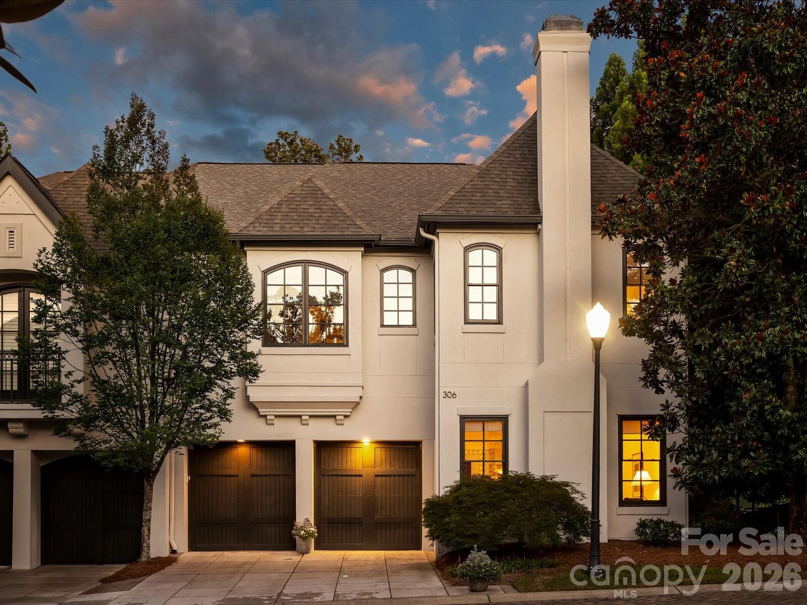 Property Photo:  306 Wendover Heights Circle  NC 28211 
