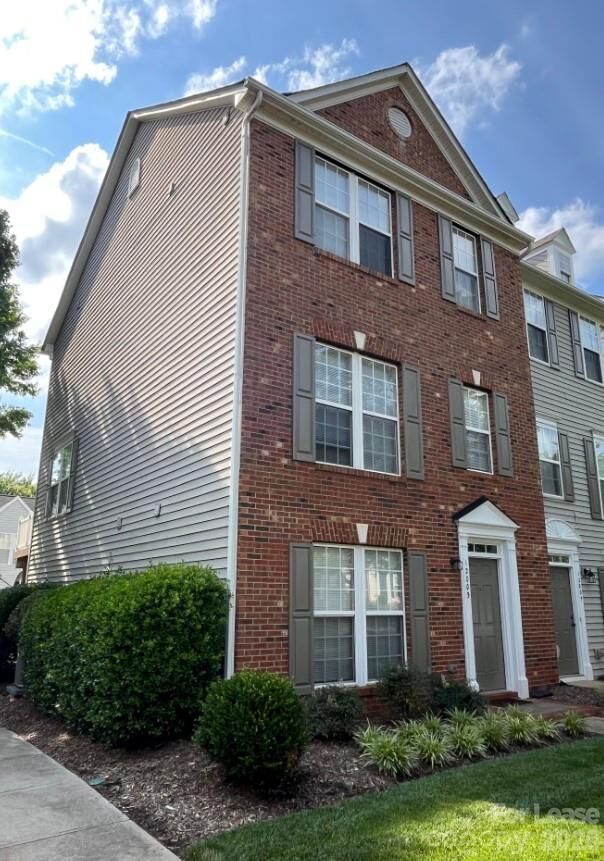 Property Photo: 12003 Duke Lancaster Drive NC 28277