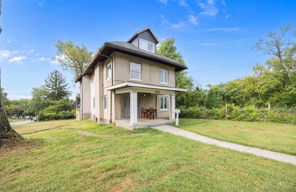 Property Photo:  2545 Harrison Avenue  OH 45211 