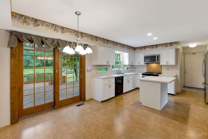 Property Photo: 7307 Mallard Drive OH 45069