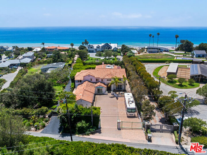 Property Photo:  29752 Baden Pl  CA 90265 