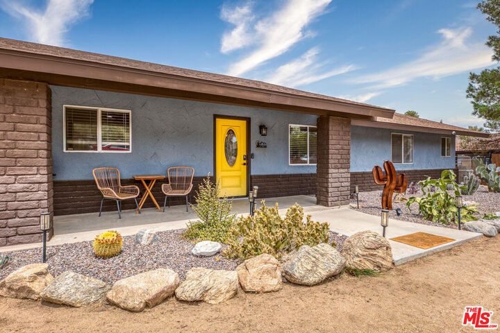 Property Photo: 56760 Ivanhoe Dr CA 92284