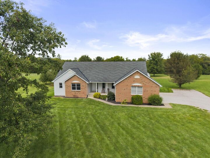 Property Photo:  1962 Hiner Road  OH 43146 