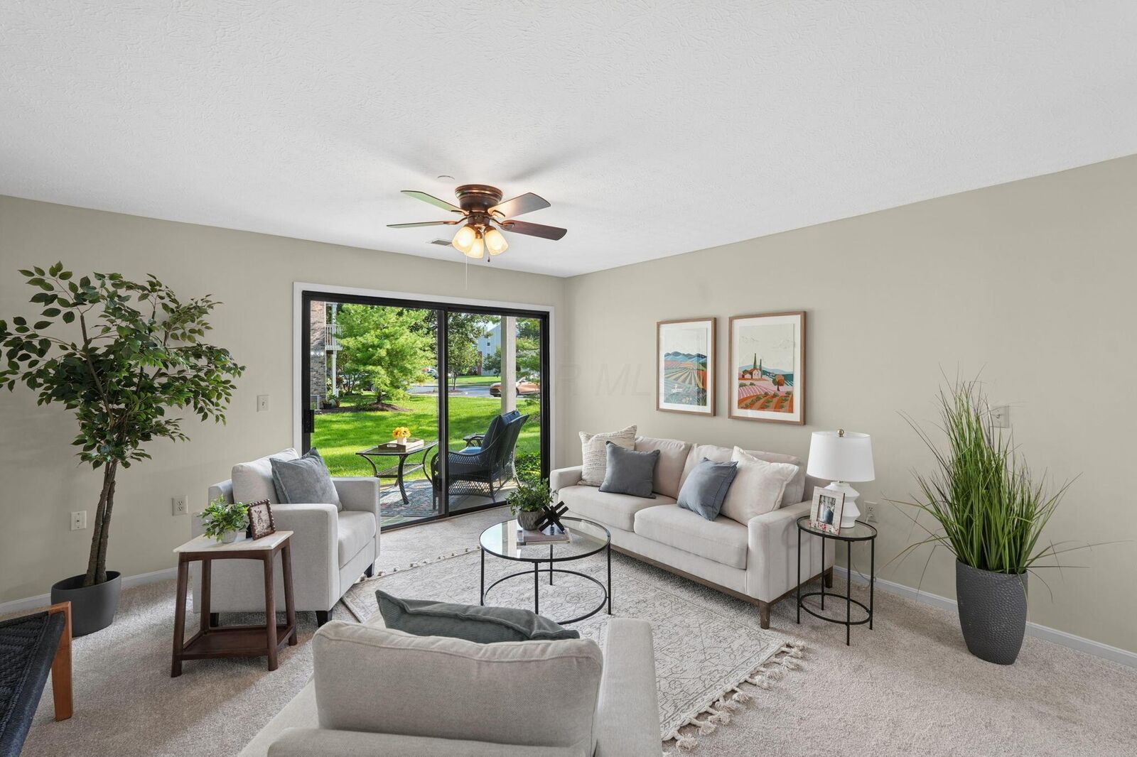Property Photo: 6767 Meadow Creek Drive OH 43235