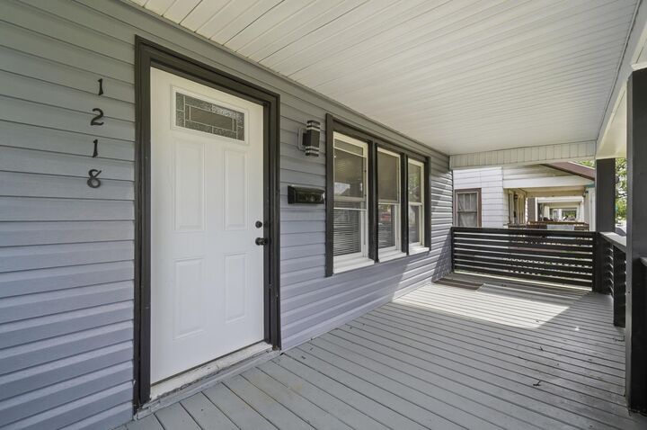 Property Photo:  1218 E 22nd Avenue  OH 43211 