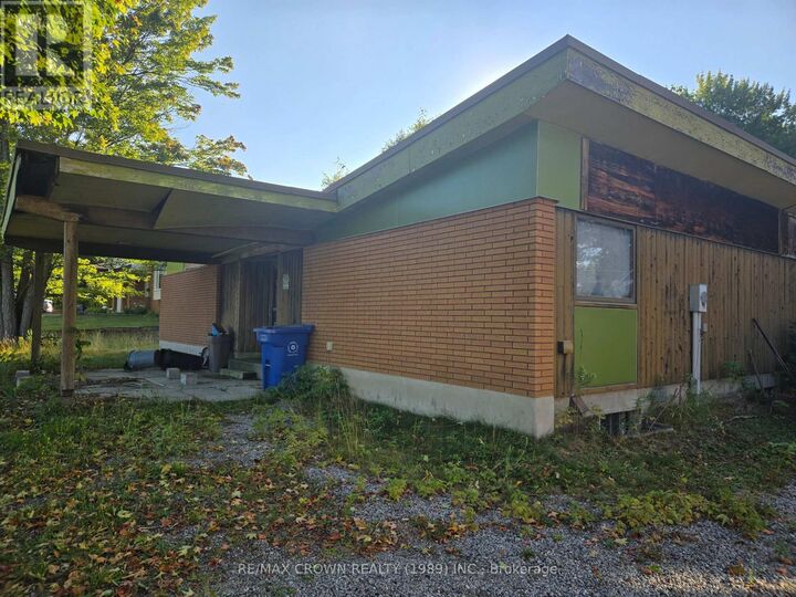 Property Photo:  845 Airport Road  ON P1C 1A4 