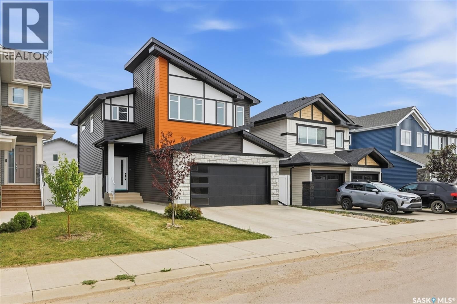 Property Photo: 446 Aniskotaw Way SK S7V 1M3