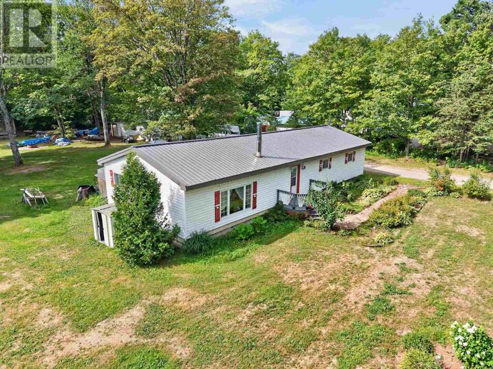 Property Photo:  265 Fifth Lin E  ON P6A 6J8 