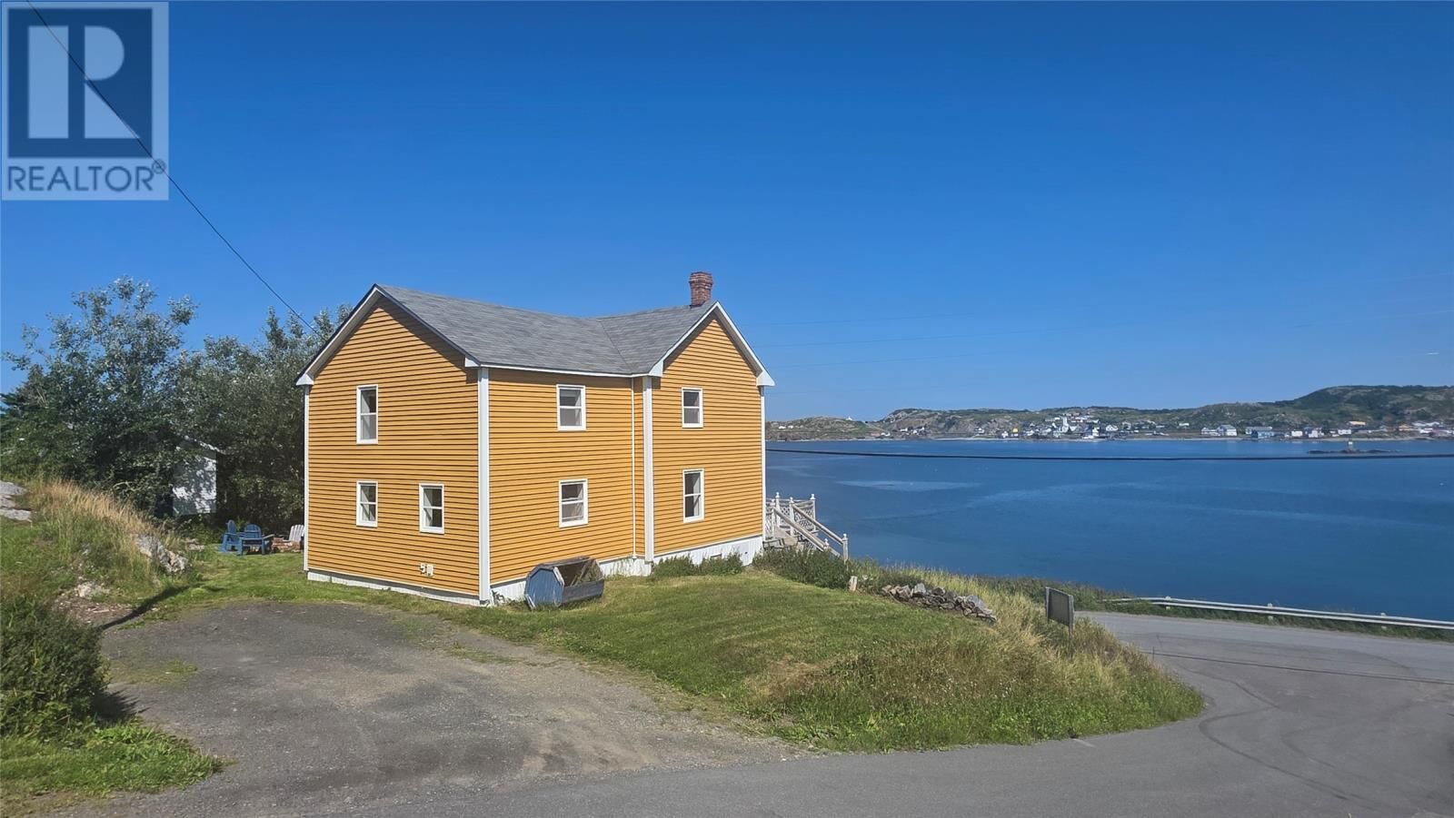 Property Photo:  185 Main Street  NL A0G 4M0 