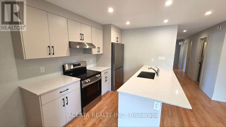 Property Photo:  1250 Trenton Avenue A  ON K1Z 8J9 