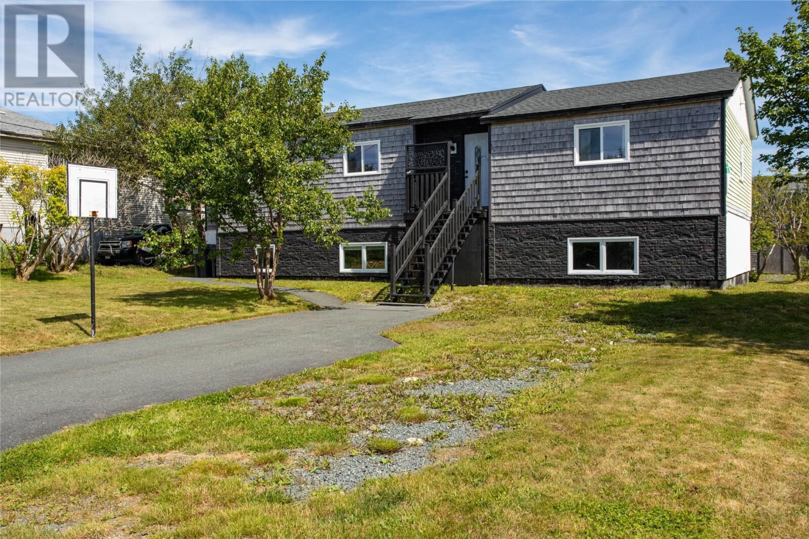 Property Photo:  22 Irving Drive  NL A1L 1S1 