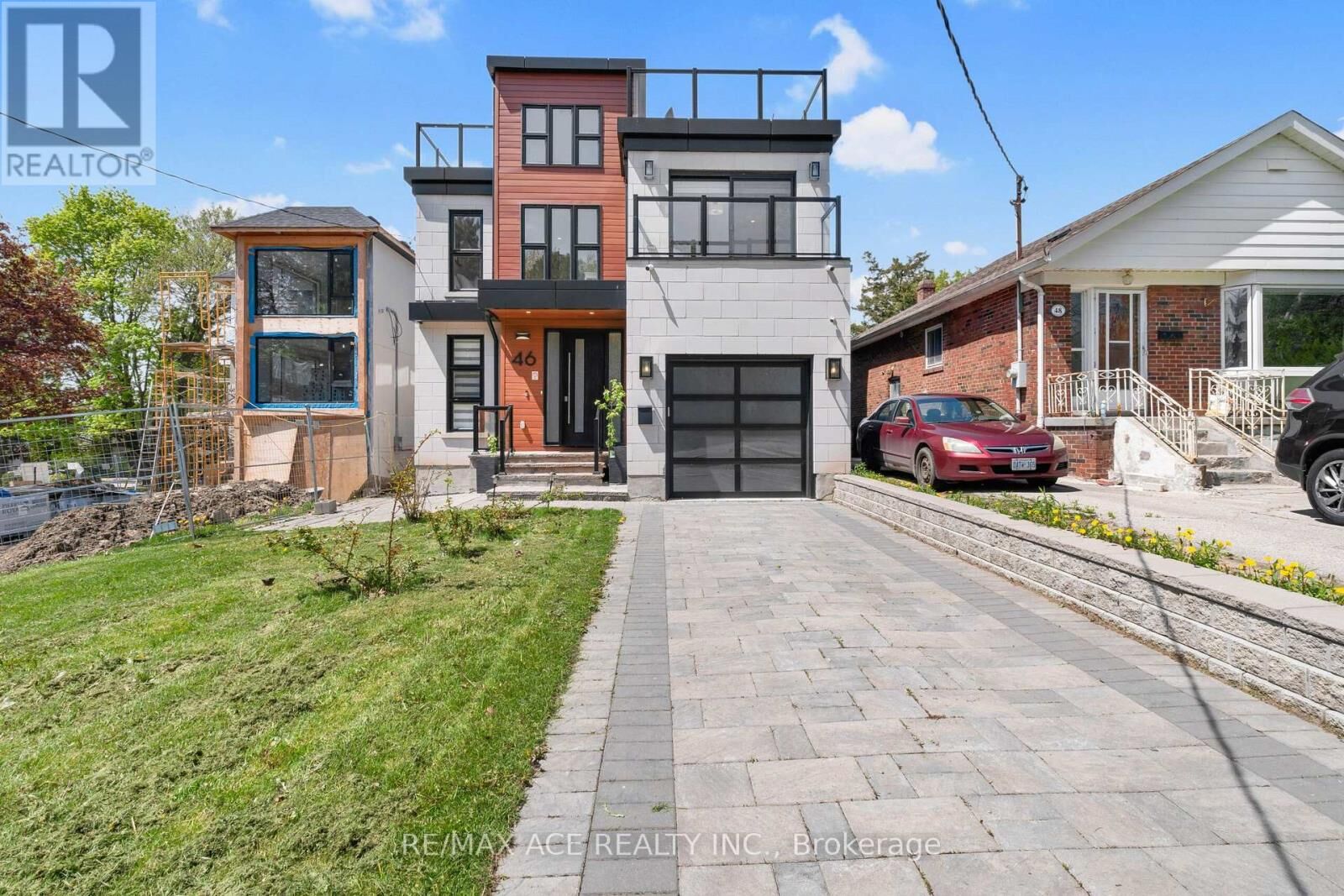 Property Photo: 46 Sunnypoint Crescent ON M1M 1B9