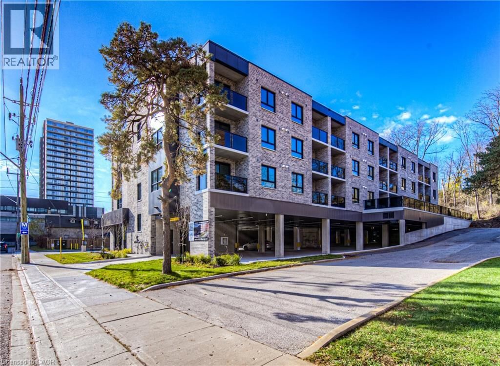 Property Photo:  30 George Street South 406  ON N1S 1M4 