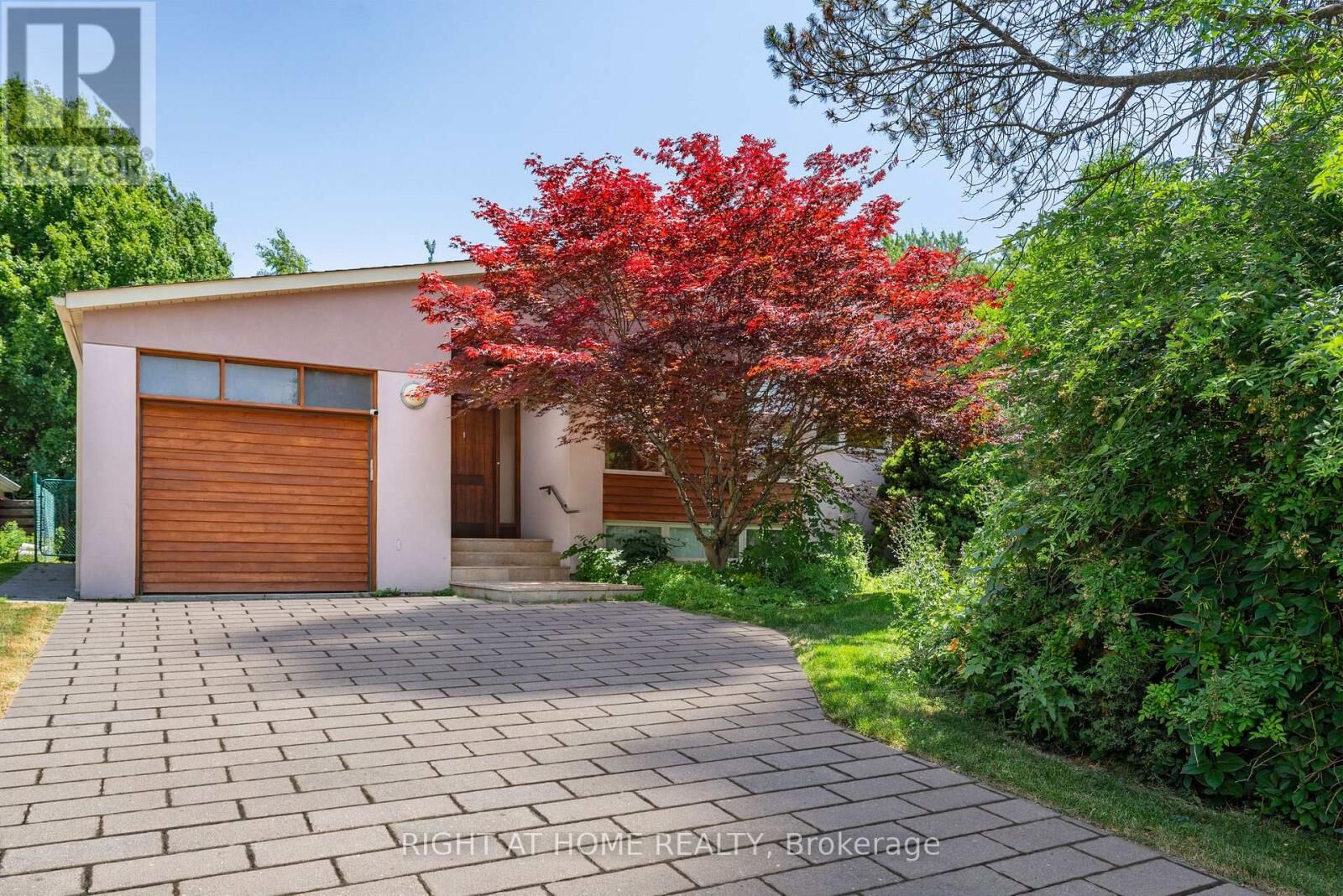Property Photo: 49 Tottenham Road ON M3C 2J5