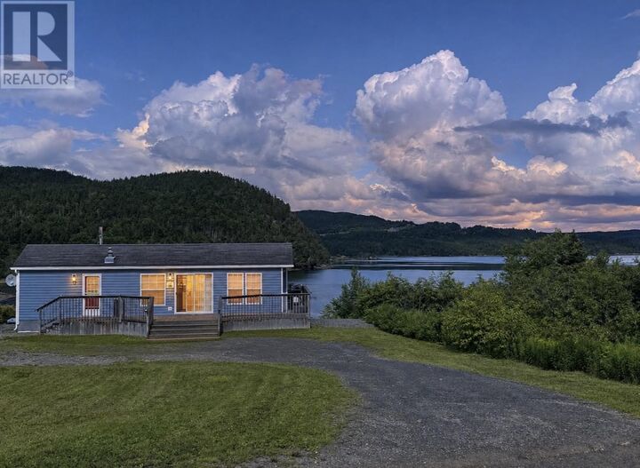 29 Harbour Drive — photo 1