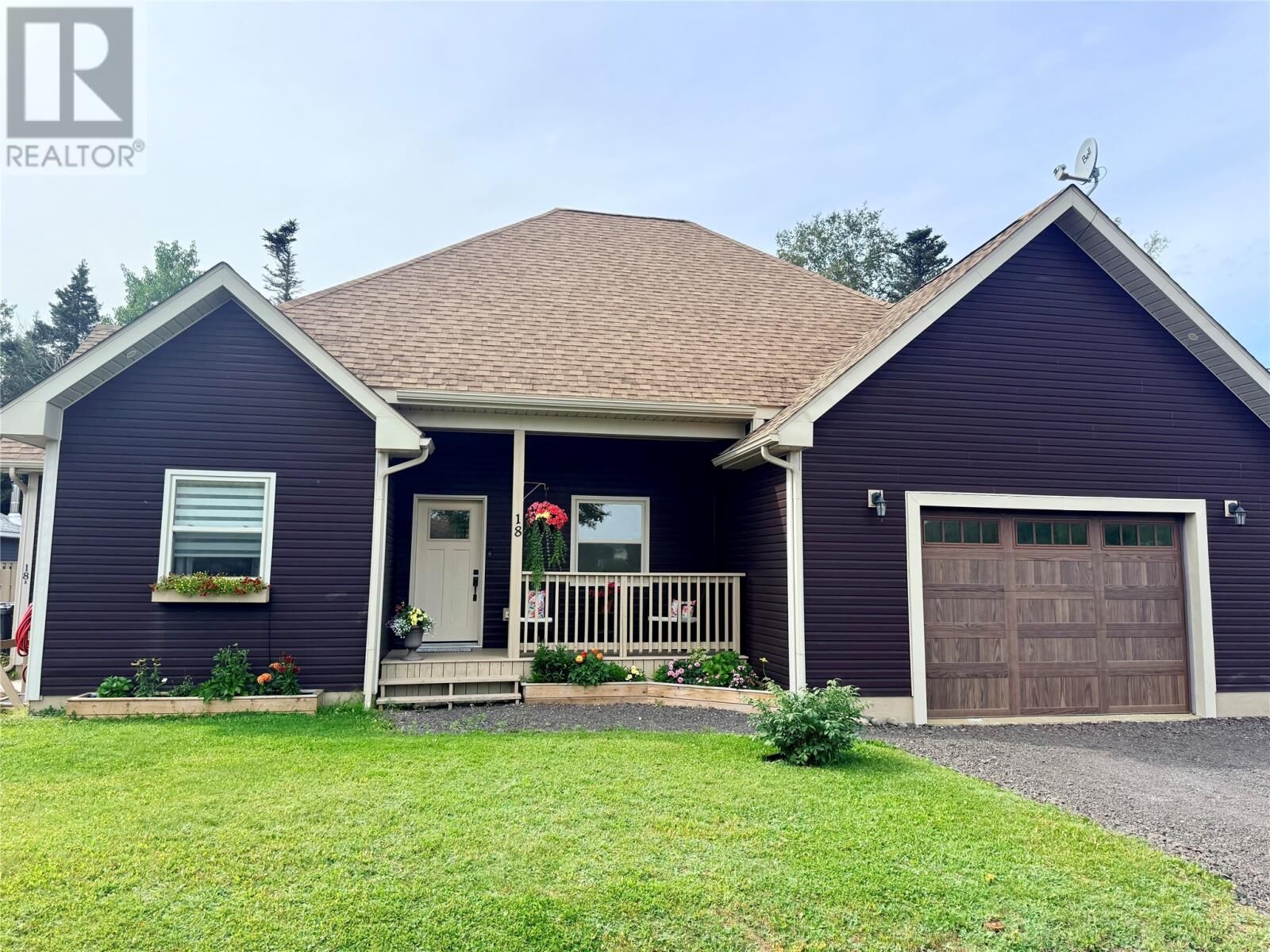 Property Photo: 18 Evergreen Crescent NL A0J 1T0
