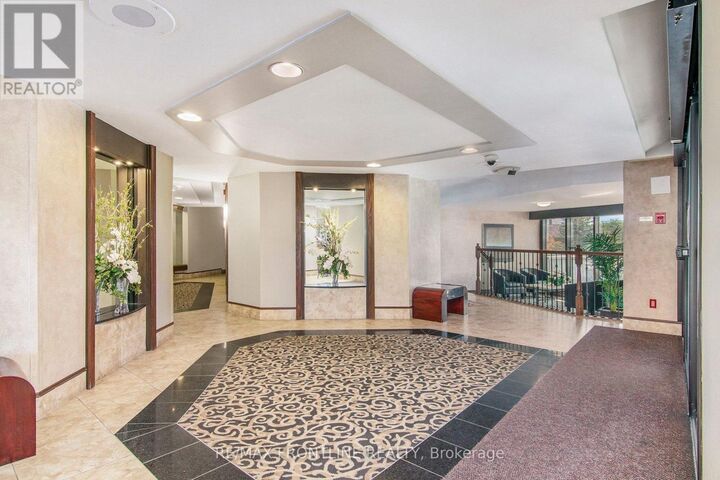 Property Photo:  1081 Ambleside Drive 1009  ON K2B 8C8 