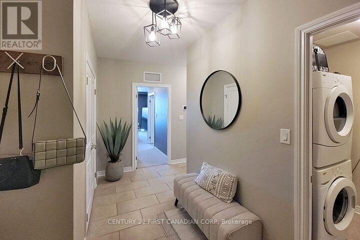 Photo de la propriété:  330 Ridout Street North 809  ON N6A 0A7 