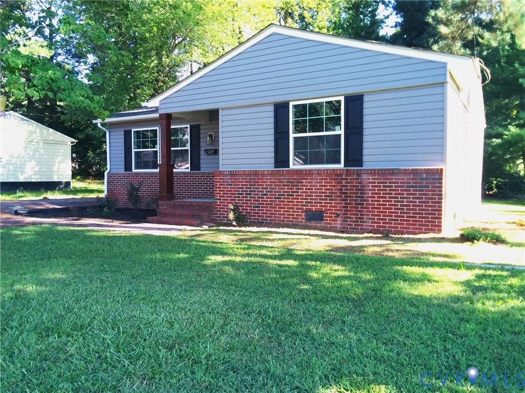 Property Photo: 507 Tavern Street VA 23824