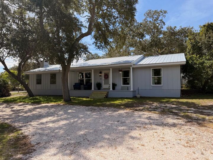 Property Photo:  16990 Hodges Ave  FL 32625 