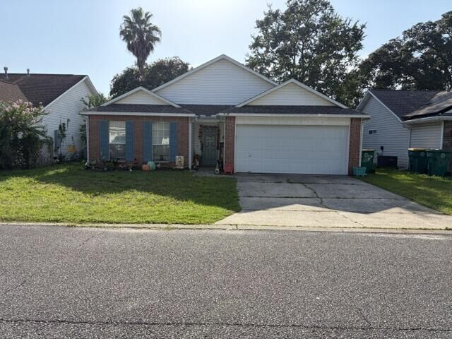 Property Photo: 997 John Wayne Circle FL 32547
