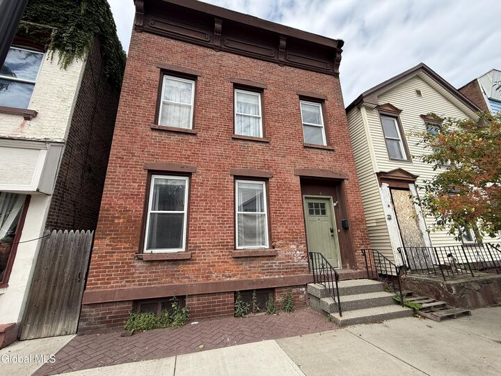 Property Photo: 403 2nd Street 2 NY 12180