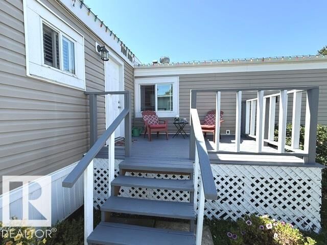 Property Photo: 19 Oak Ridge Drive NW AB T6P 1G9