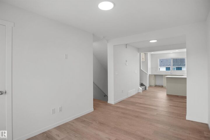 Property Photo: 531 Merlin Landing Landing NW 14 AB T5S 0L9