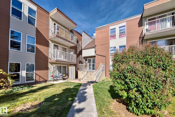 Property Photo:  7220 144 Avenue NW 206  AB T5C 3E4 