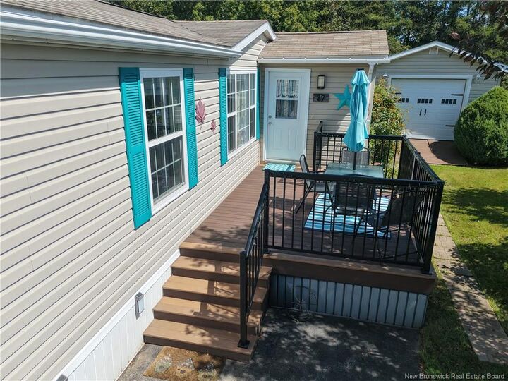 Property Photo:  27 Park Avenue  NB E5T 1R6 