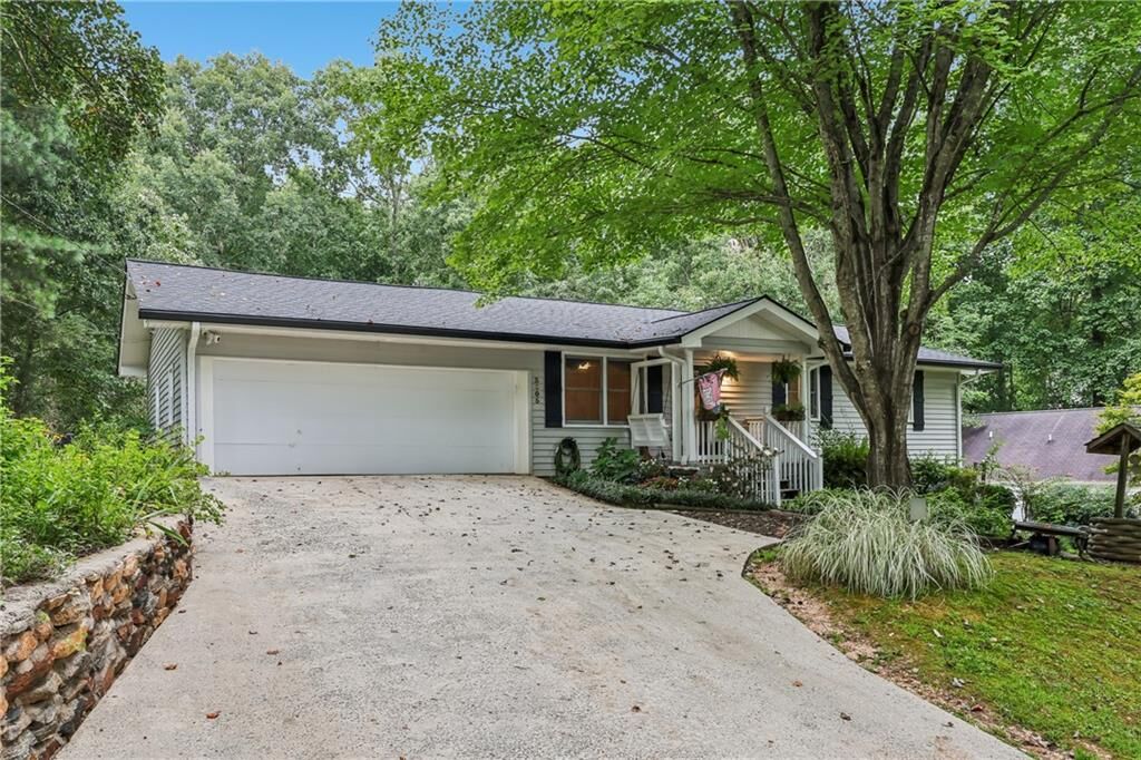 Property Photo: 3605 Riviera Drive GA 30041