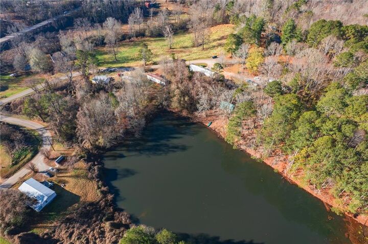 Property Photo: 242 Eaton Road GA 30143