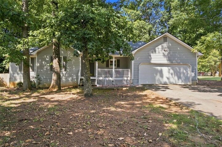 Property Photo: 11212 Hemlock Road GA 30228