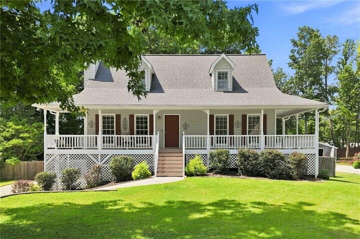 Property Photo:  90 Maplewood Lane  GA 30101 