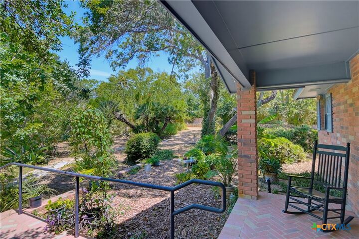 Property Photo:  1223 Old Homestead  TX 78155 