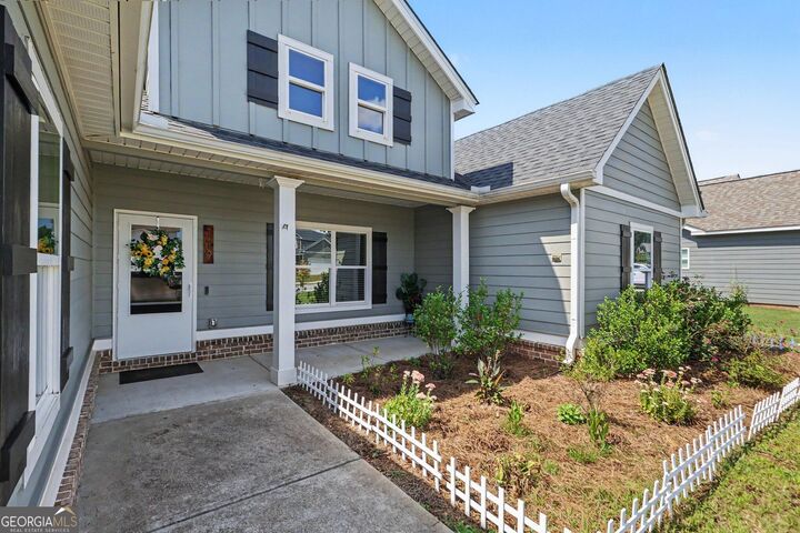 Property Photo: 119 Springwood Drive GA 30117