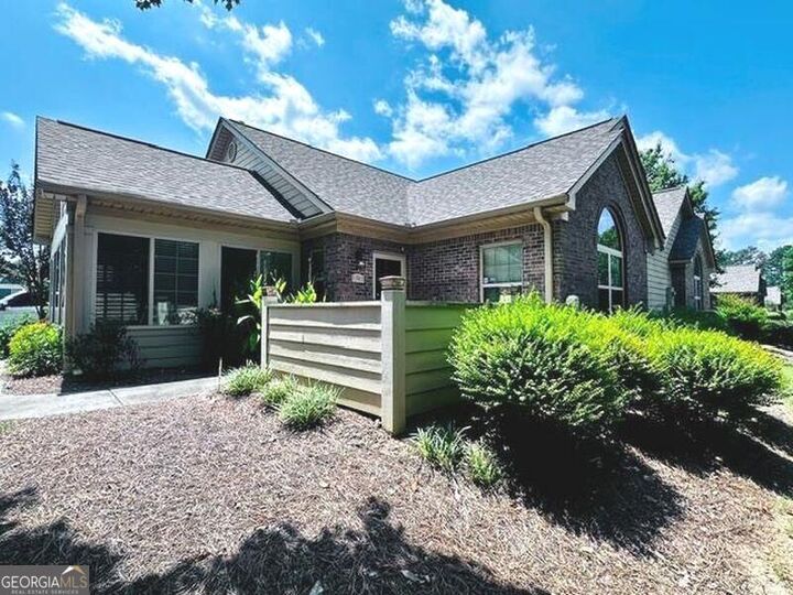 Property Photo: 1303 Silver Summit Drive SE GA 30094