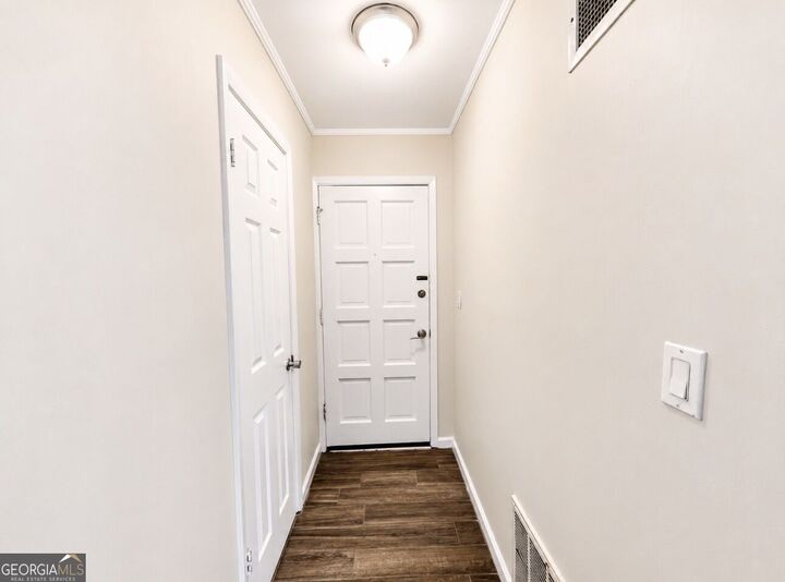 Property Photo:  2545 Bradford Square NE  GA 30345 