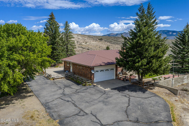 Property Photo: 4826 Gcr 22 CO 80459